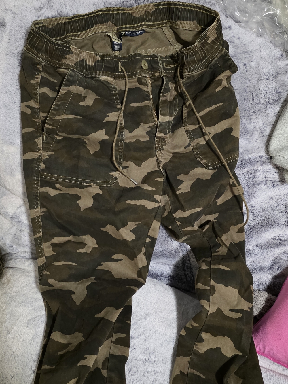 Camo Drawstring Jogger Pants - Olive/Tan American Eagle